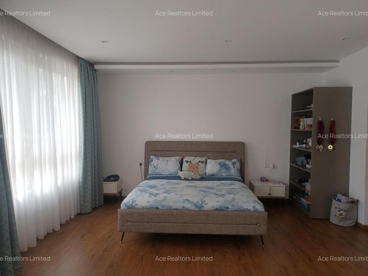 4 Bed Townhouse with En Suite at Peponi Road - 5