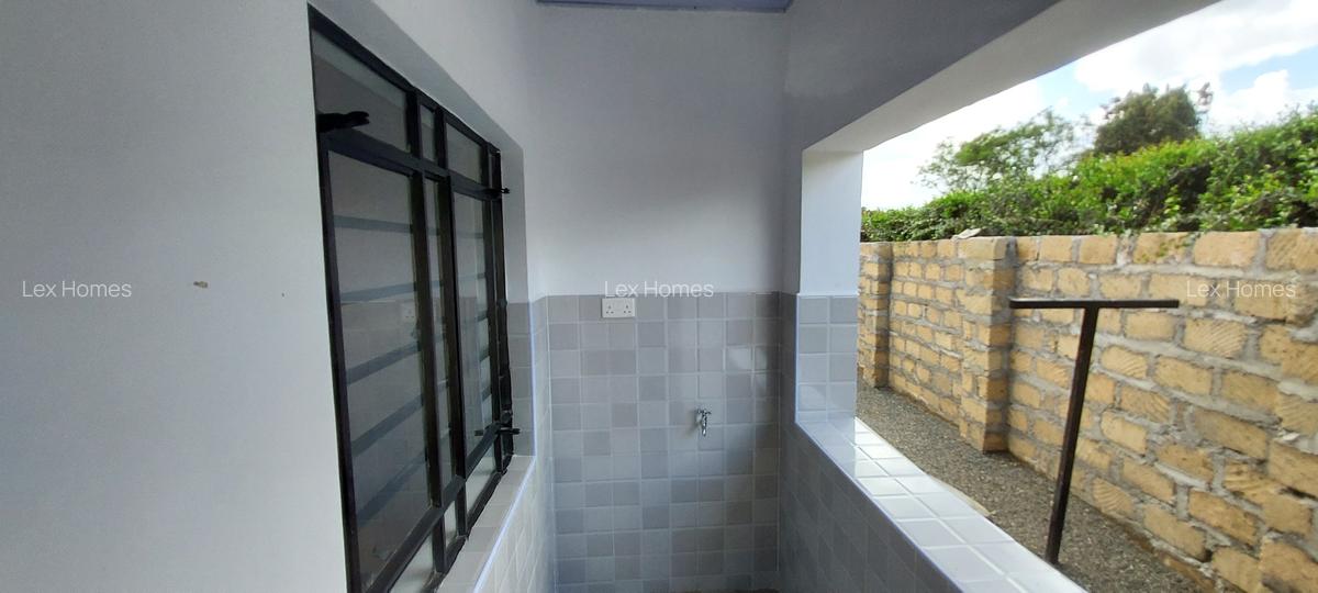 4 Bed House with En Suite at Rimpa Road - 7