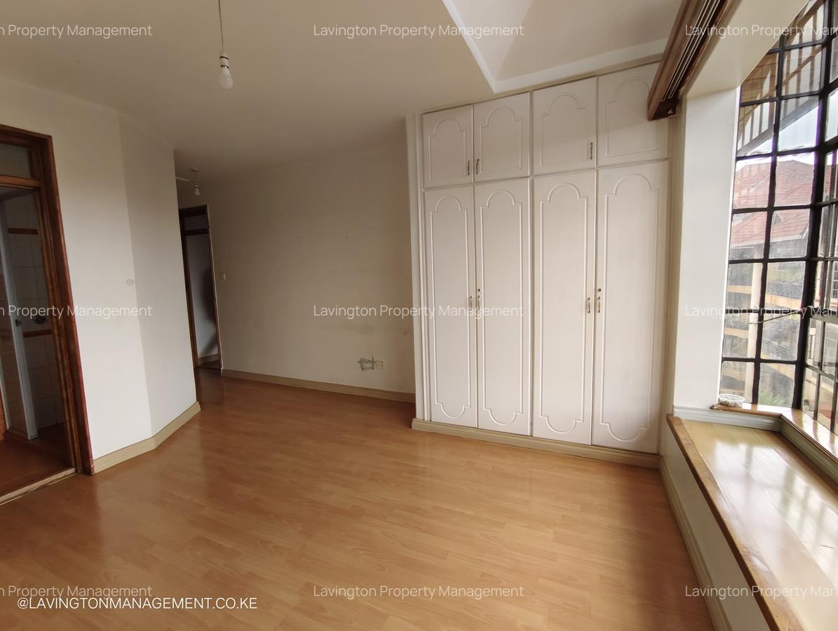 4 Bed Apartment with En Suite at Lavington Green - 16