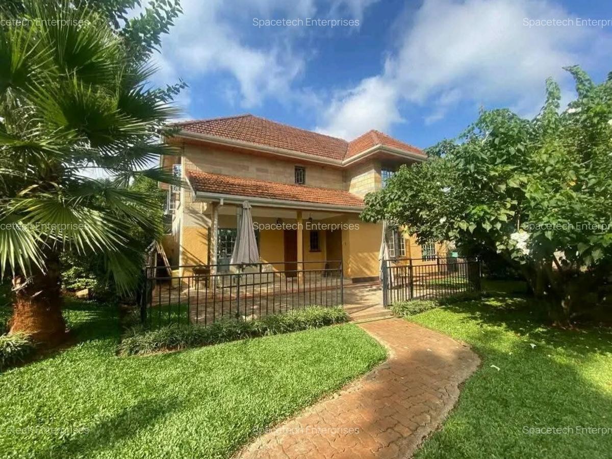 3 Bed House with En Suite in Runda - 1