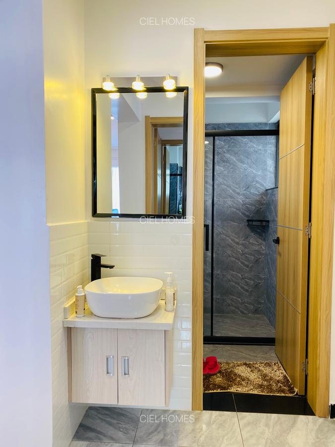 Furnished 2 Bed Apartment with En Suite at Wood Avenue - 10