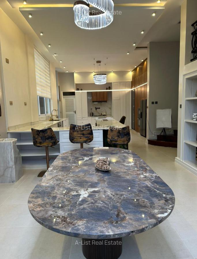 6 Bed Villa with En Suite at Kerarapon - 3