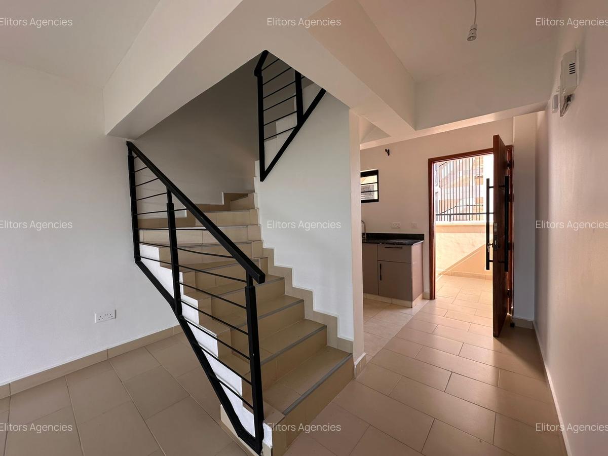 1 Bed Apartment with En Suite at Kirawa Road - 5