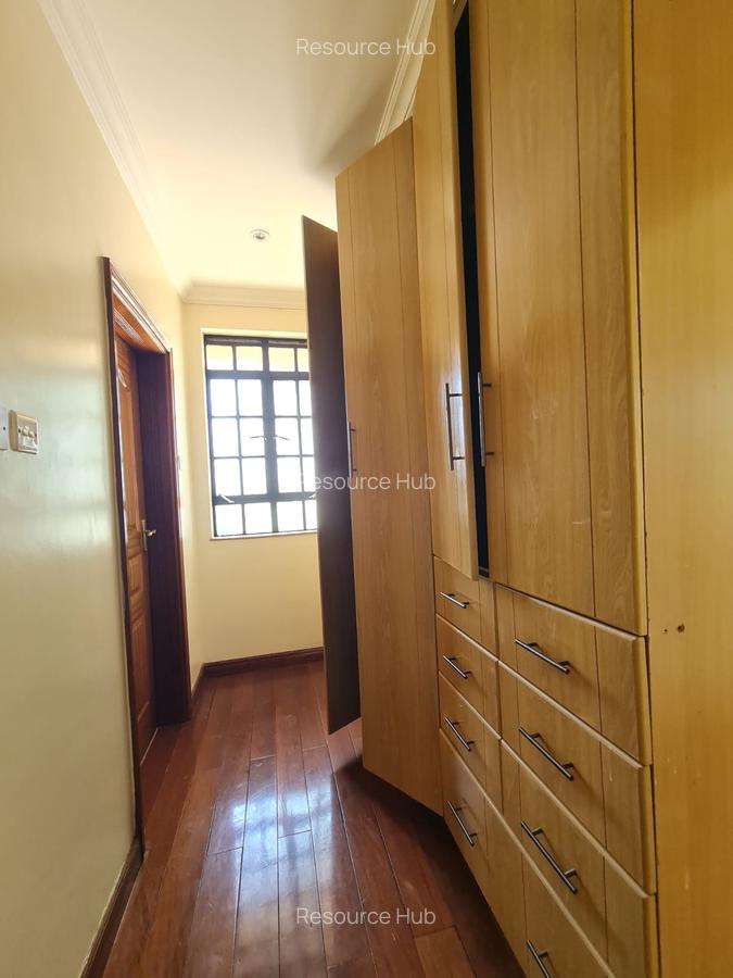 4 Bed House with En Suite at Hardy - 15