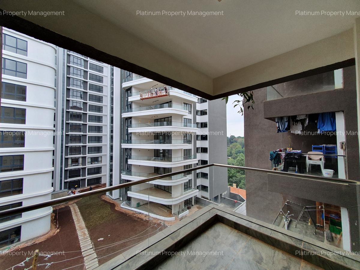 4 Bed Apartment with En Suite in General Mathenge - 9