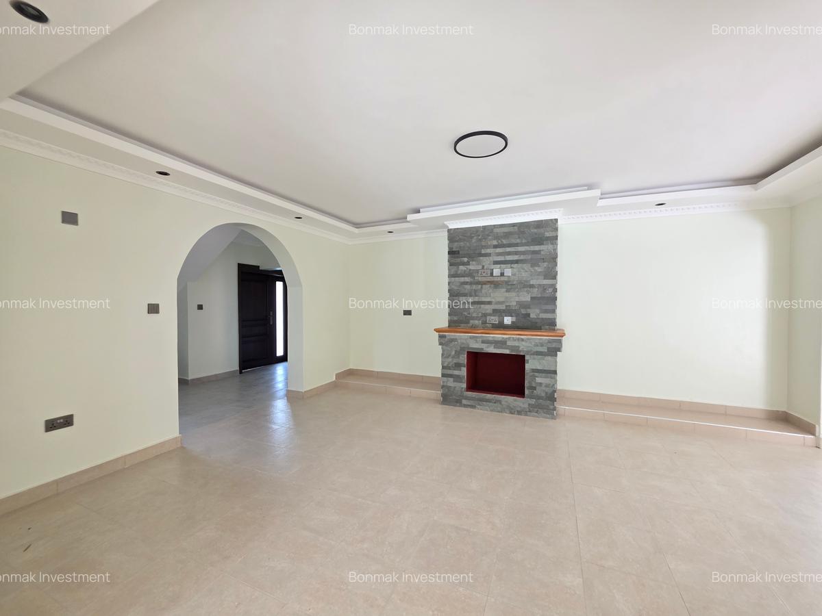 5 Bed Townhouse with En Suite at Kitisuru - 7