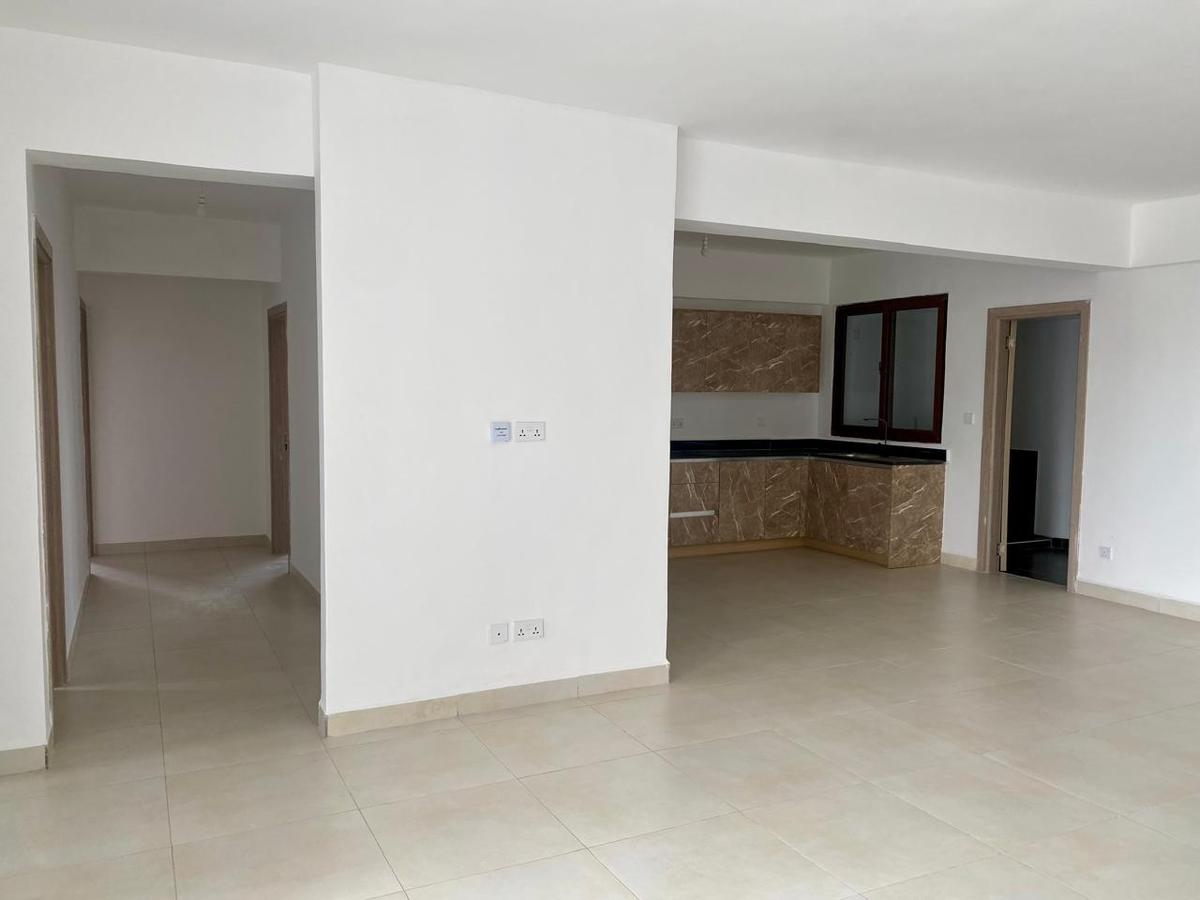 3 Bed Apartment with En Suite in Rhapta Road - 4