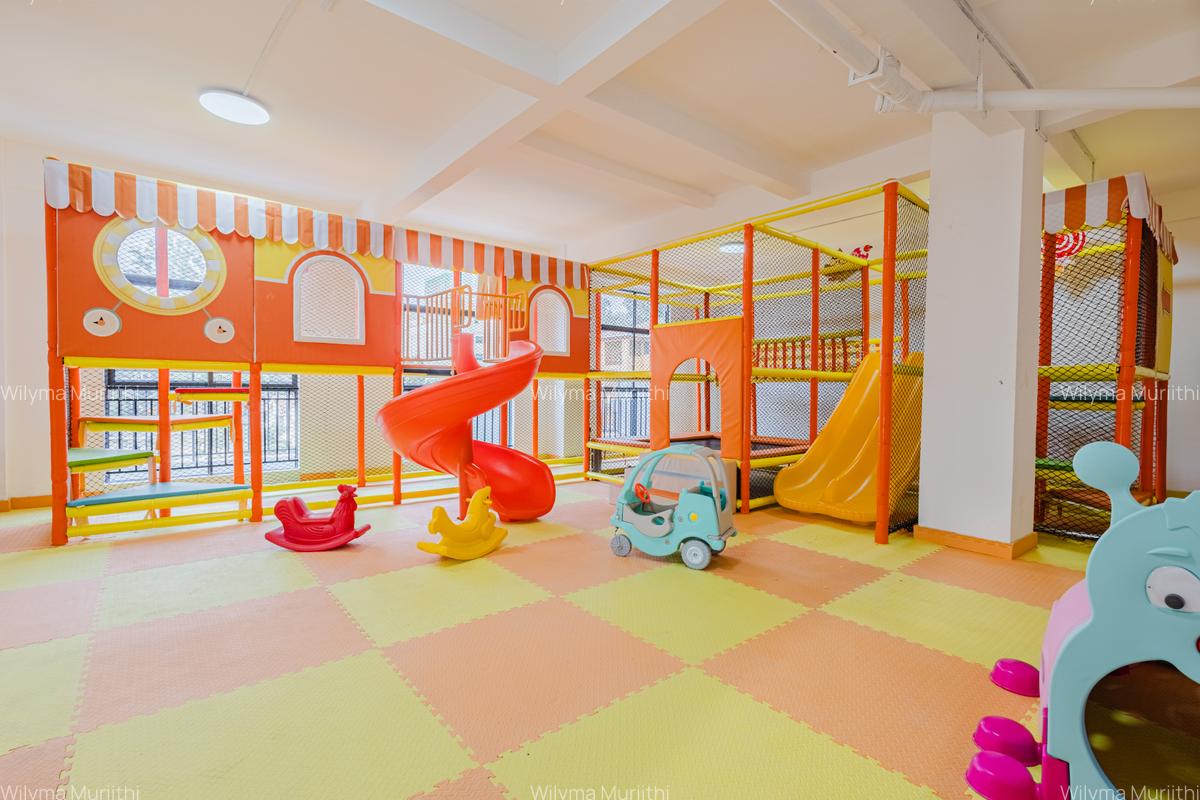 Serviced 2 Bed Apartment with En Suite in Westlands Area - 16