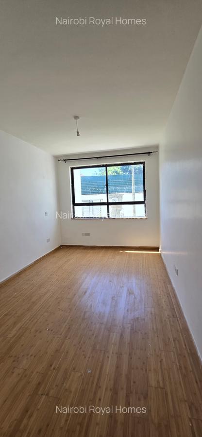 5 Bed Townhouse with En Suite at Lavington Green - 6