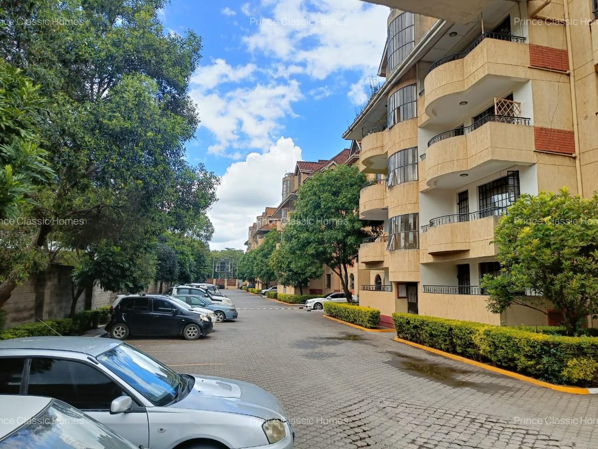 3 Bed Apartment with En Suite in Kilimani - 2
