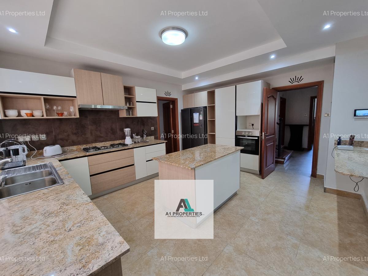 Furnished 4 Bed Apartment with En Suite in Riverside - 2