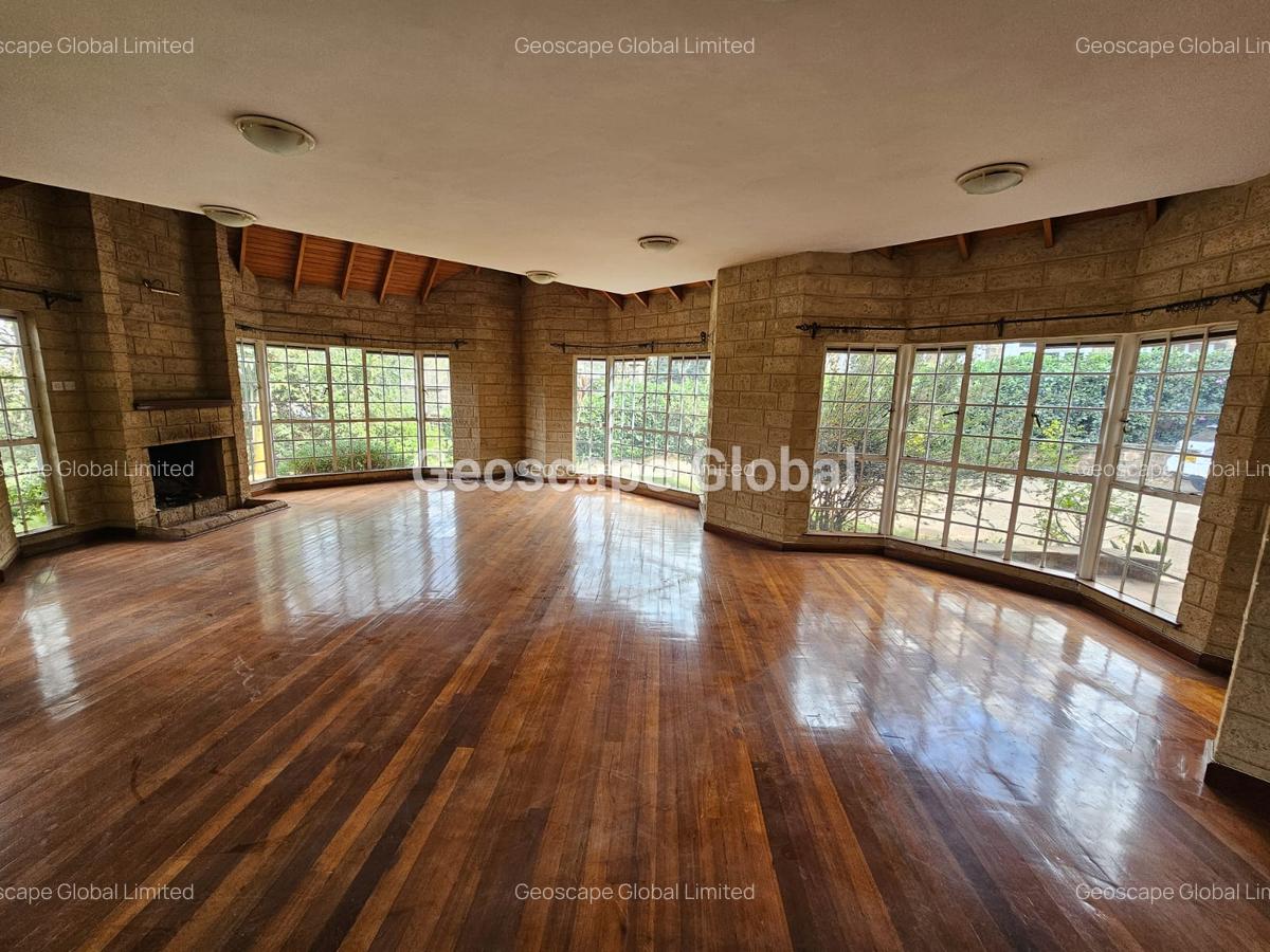 5 Bed House with En Suite in Karen - 4