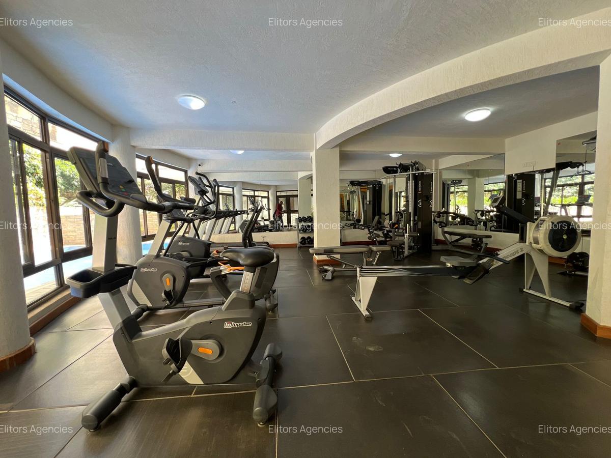 2 Bed Apartment with En Suite at Lantana Road - 18