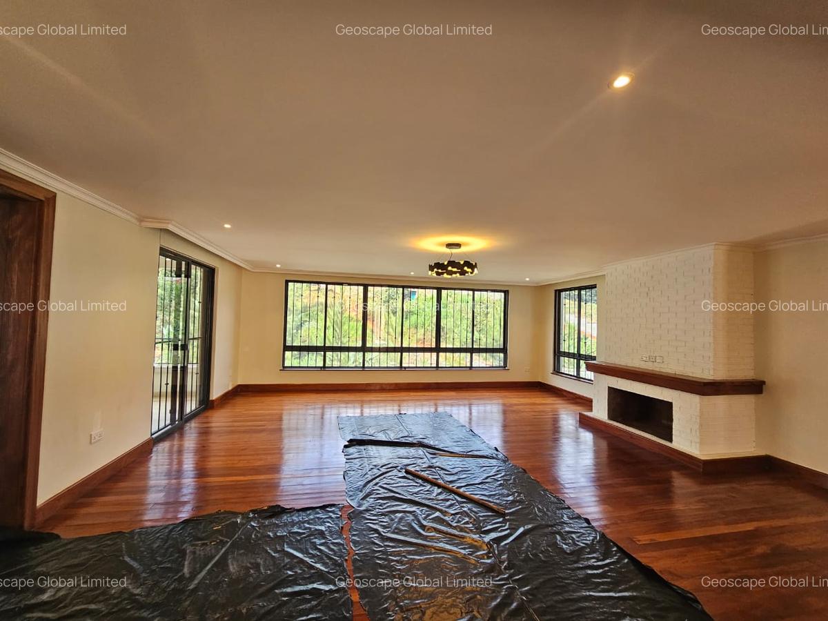 5 Bed House with En Suite in Loresho - 11