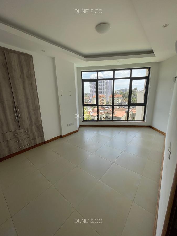 2 Bed Apartment with En Suite in Westlands Area - 13