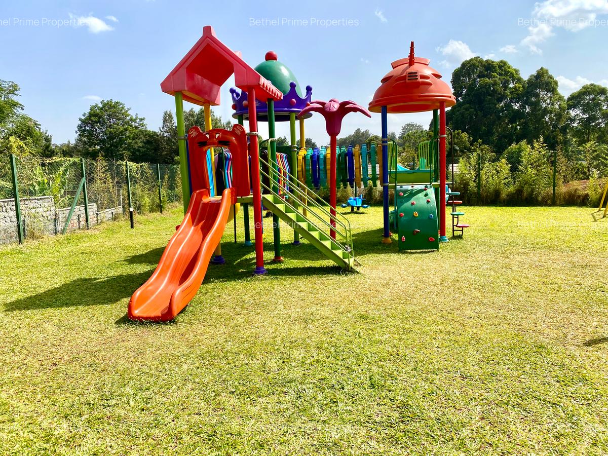 4 Bed Townhouse with En Suite in Rosslyn - 17