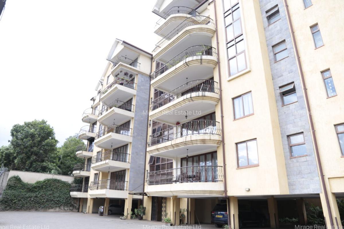 3 Bed Apartment with En Suite in Westlands Area - 14