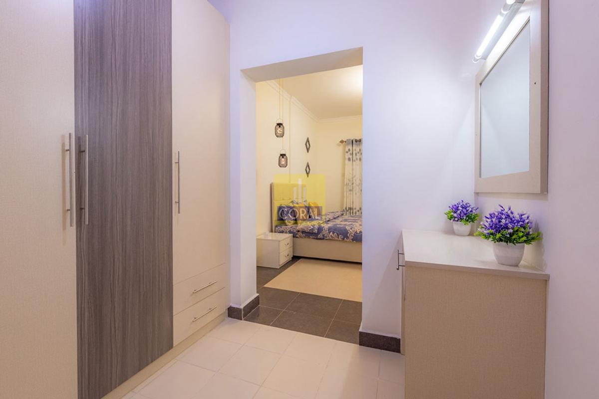 2 Bed Apartment with En Suite in Lavington - 8