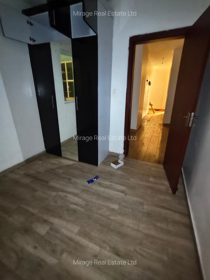 4 Bed Apartment with Gym in Parklands - 6