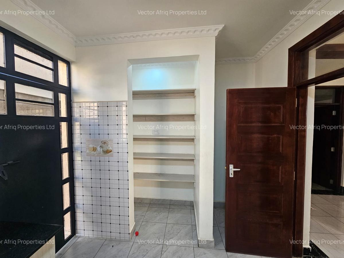 4 Bed House with En Suite in Kitengela - 8
