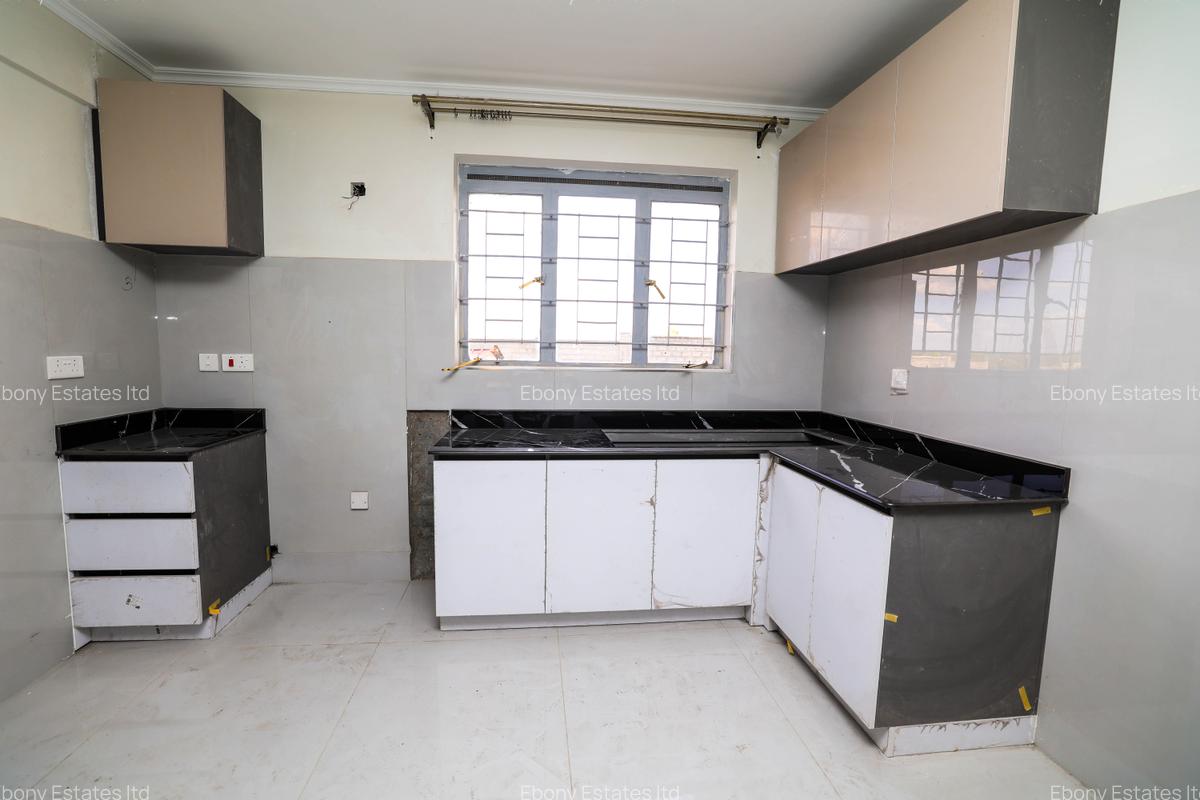 3 Bed Apartment with En Suite in Kitengela - 13