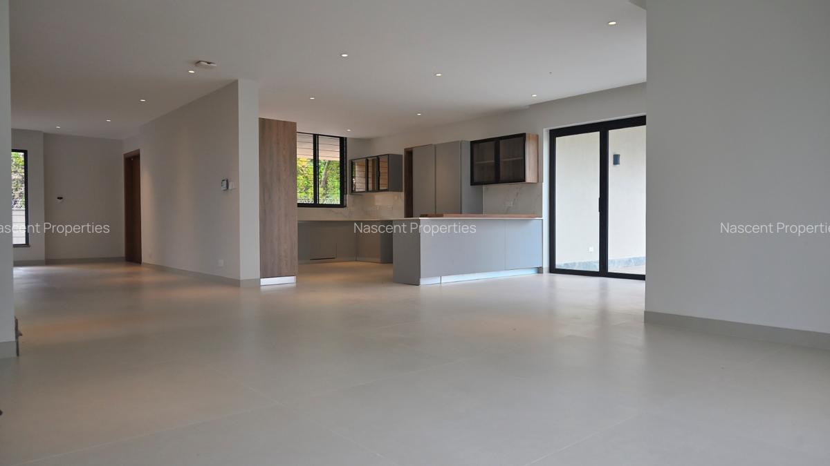 4 Bed Villa with En Suite in Loresho - 5