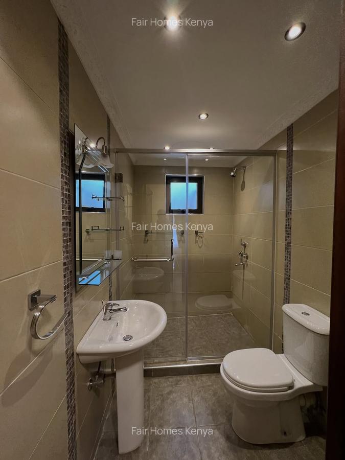 5 Bed Townhouse with En Suite at Muthangari Drive - 17