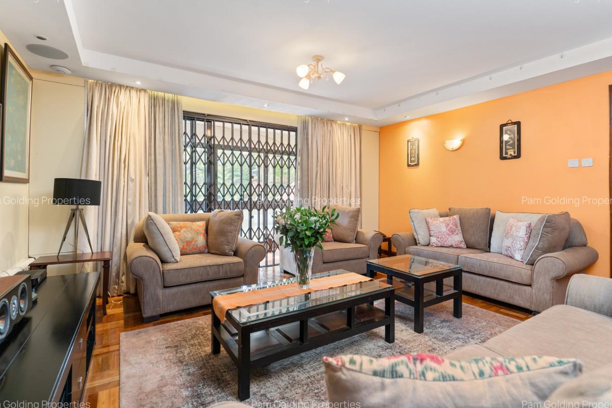 3 Bed Apartment with En Suite at Westlands Avenue - 15