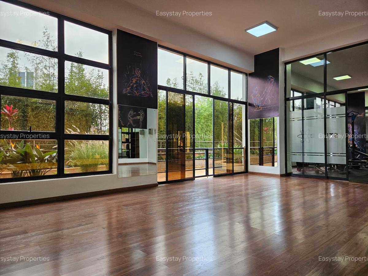 Serviced 2 Bed Apartment with En Suite in Westlands Area - 8