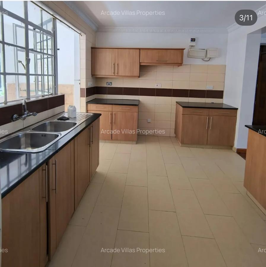 2 Bed Apartment with En Suite in Kileleshwa - 4