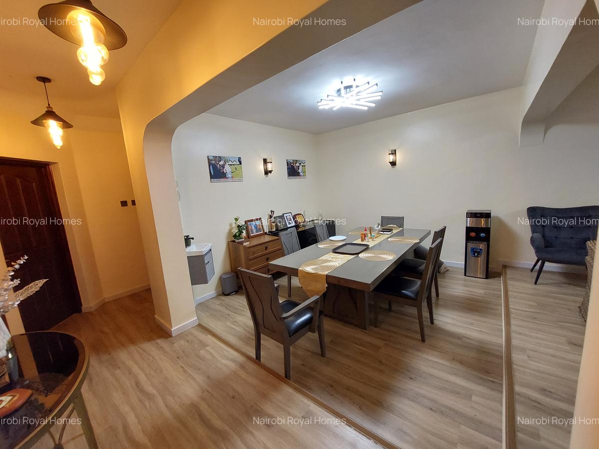 5 Bed Townhouse with En Suite at Royal Villas - 10