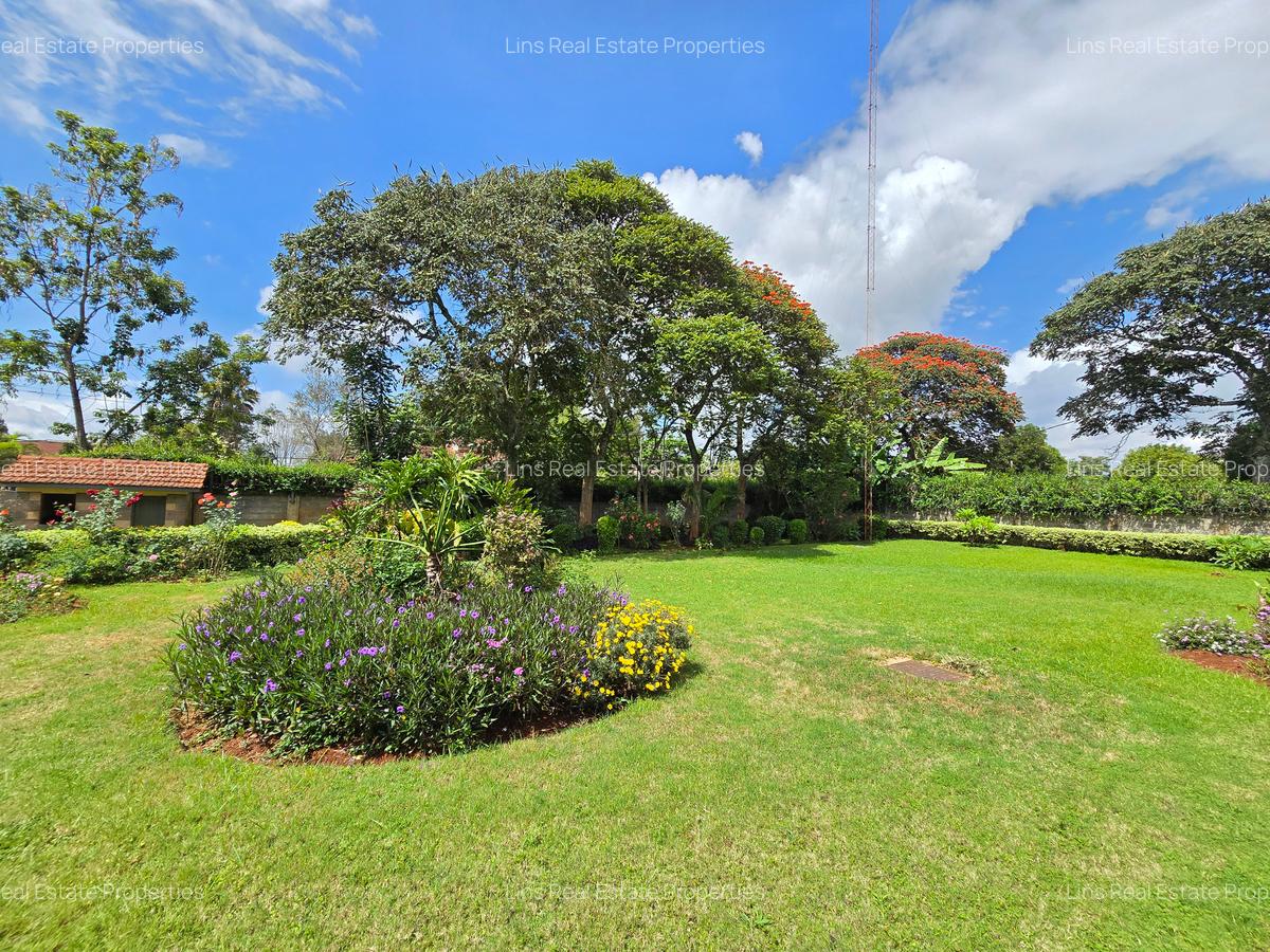 6 Bed House with En Suite in Nyari - 2