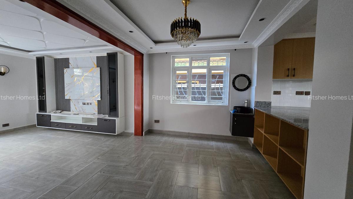 4 Bed House in Membley - 7