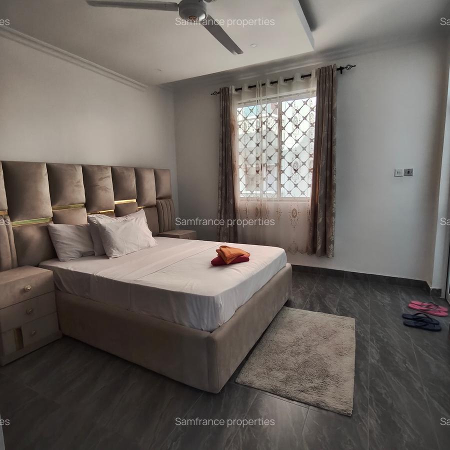 Serviced 2 Bed Apartment with En Suite at Cbd - 8