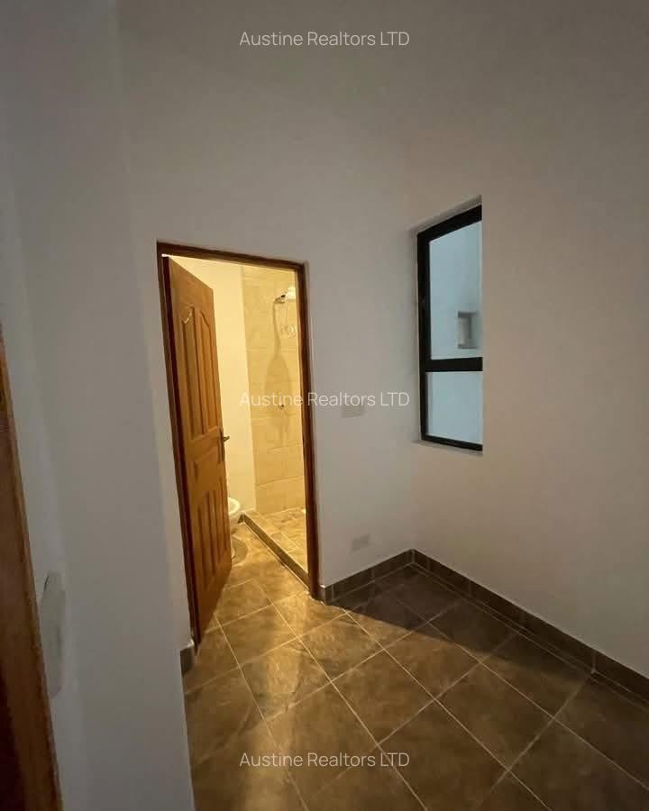 3 Bed Apartment with En Suite at Kindaruma Road - 6