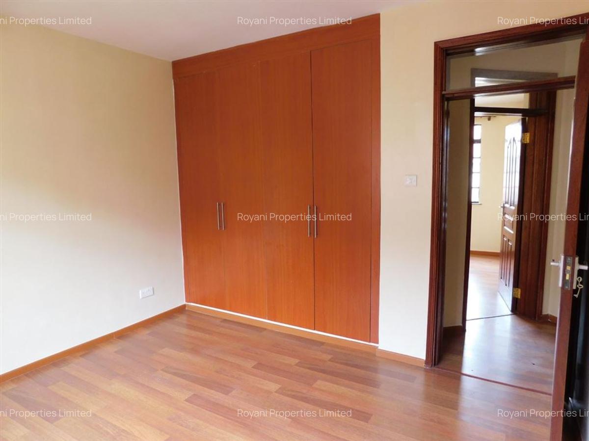3 Bed Apartment with En Suite at Fourways Junction Kiambu Rd - 14