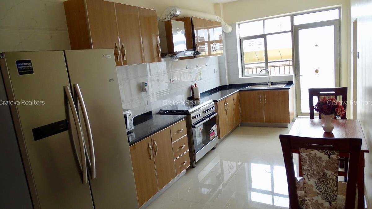 Furnished 2 Bed Apartment with En Suite at Argwings Kodhek Road - 4