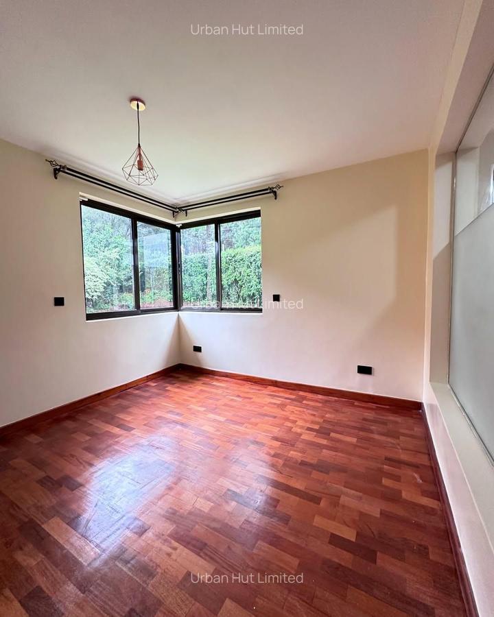 4 Bed House with En Suite in Karen - 5