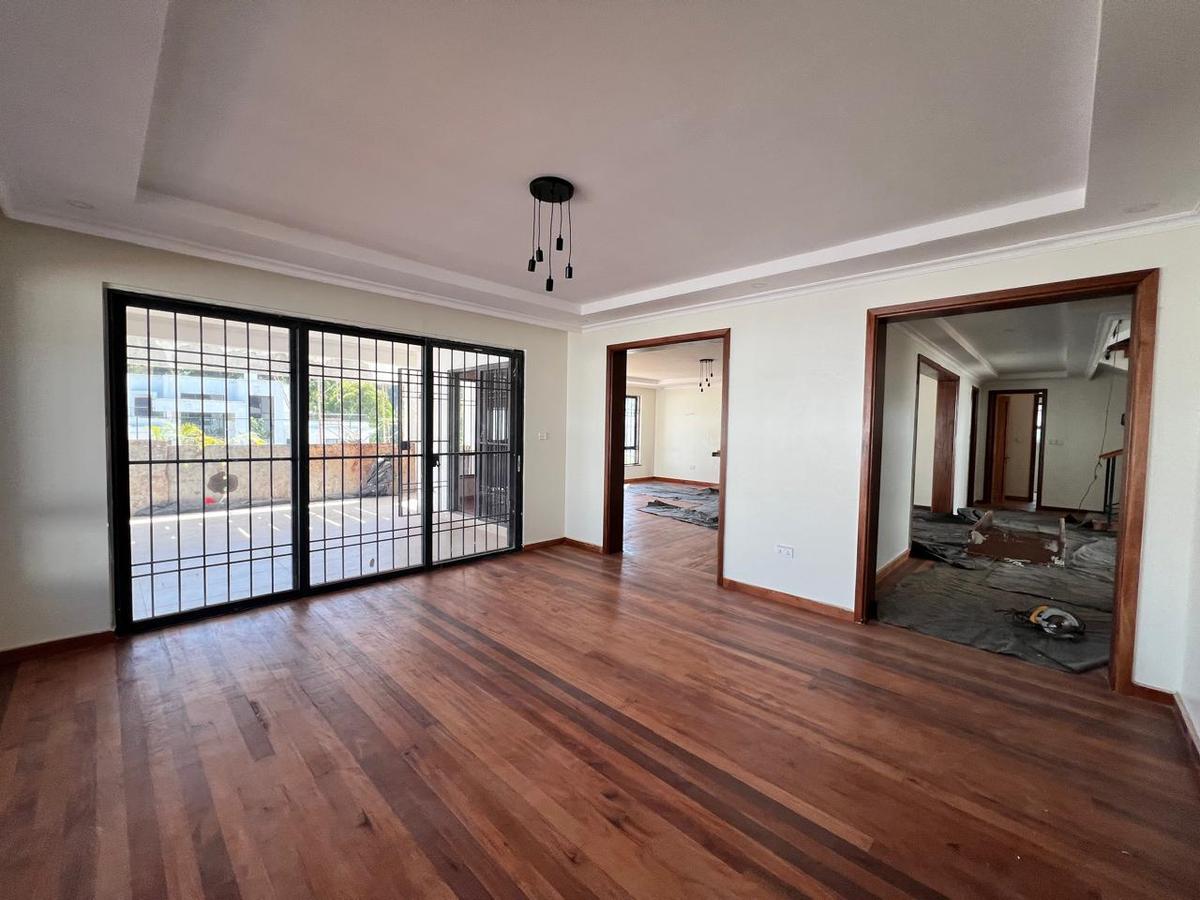 6 Bed Villa with Swimming Pool in Loresho - 5