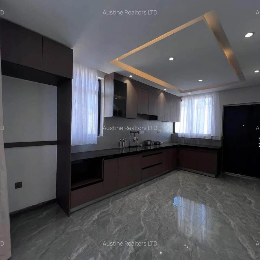 5 Bed Townhouse with En Suite at Kamangu Area - 2