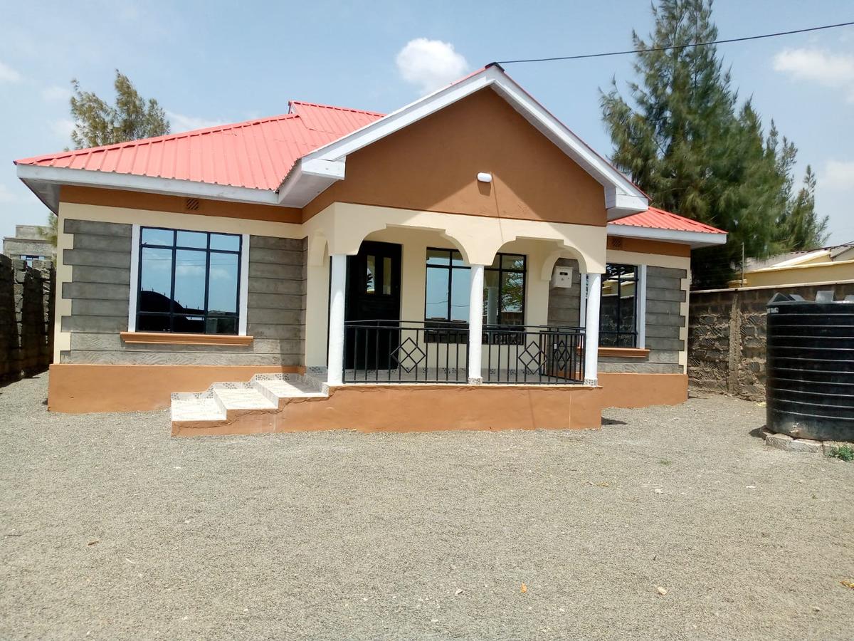 3 Bed House with En Suite at Yukos - 1