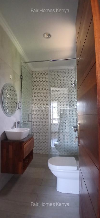 5 Bed Townhouse with En Suite at Njumbi Lane - 9