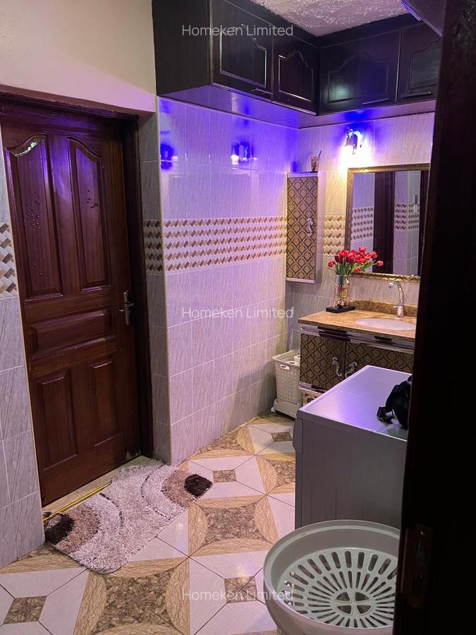 6 Bed House with Garden at Kitengela On A Full Quarter Acre - 14