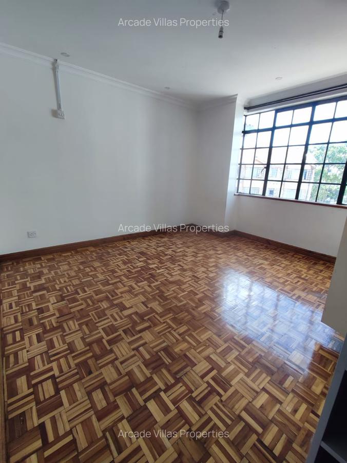 Furnished 3 Bed Apartment with En Suite in Kileleshwa - 4