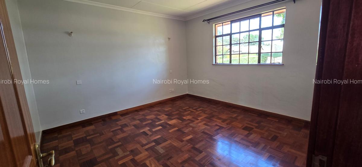 4 Bed House with En Suite at Runda Road - 5