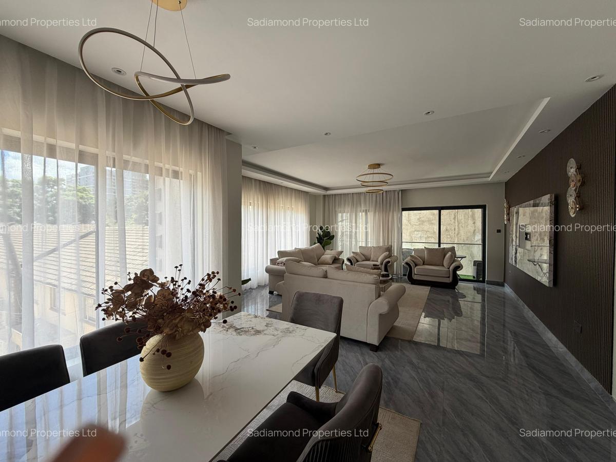 4 Bed Apartment with Swimming Pool in Parklands - 1