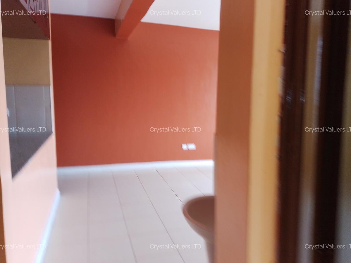 2 Bed Apartment with Lift in Highrise - 11