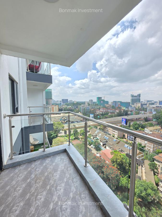 2 Bed Apartment with En Suite at Raphta Road - 6