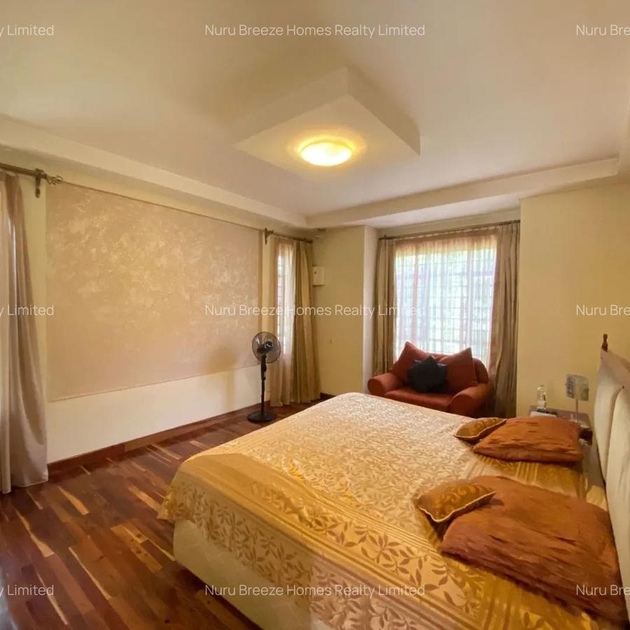 4 Bed Townhouse with En Suite in Westlands Area - 15