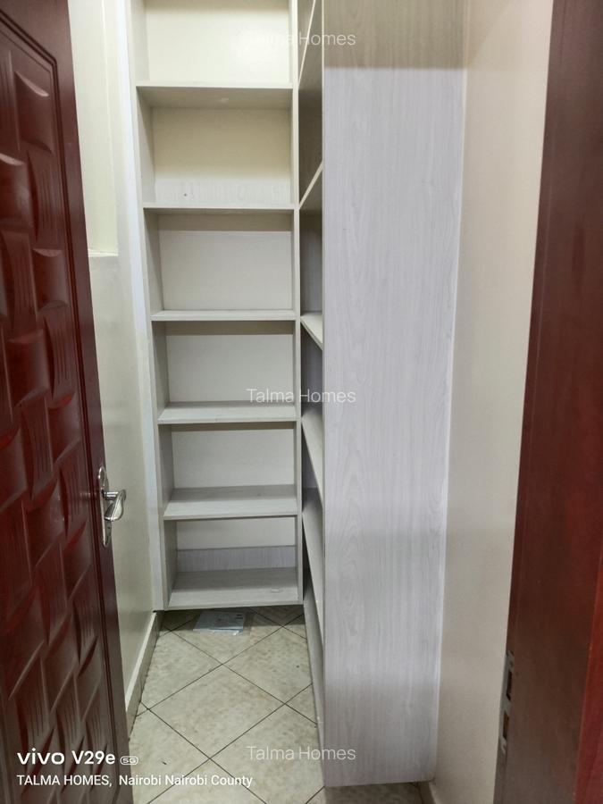 5 Bed Townhouse with En Suite at Valley Arcade Area - 6